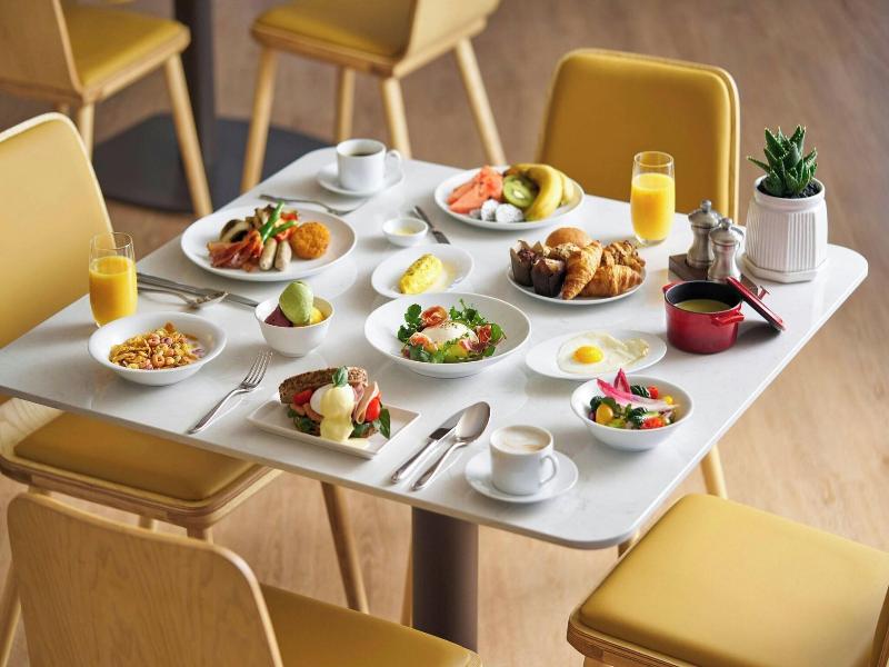Courtyard By Marriott Pyeongtaek image
