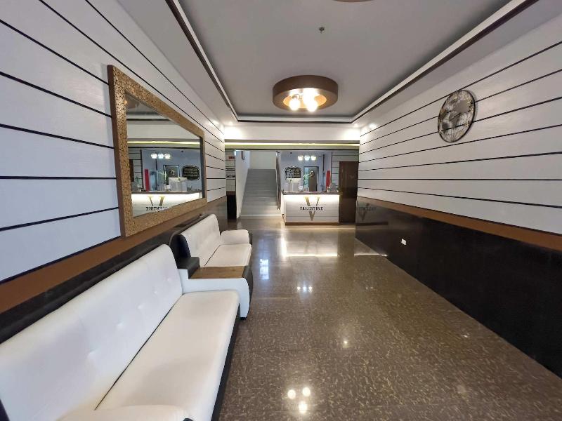 Valentine Hotel Angeles City image