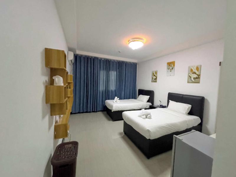 Valentine Hotel Angeles City image