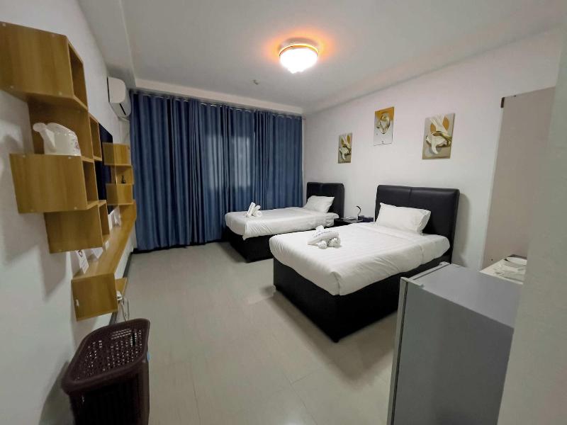 Valentine Hotel Angeles City image