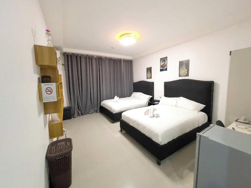 Valentine Hotel Angeles City image