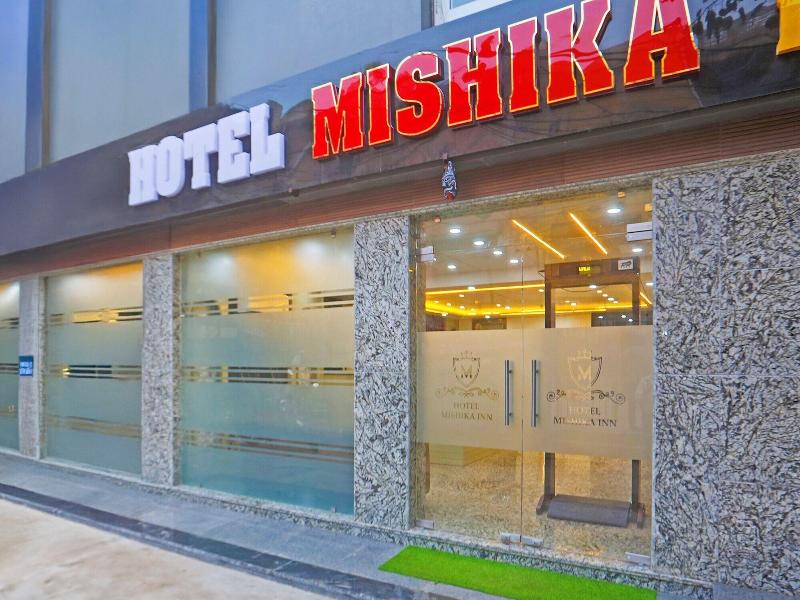Fabhotel Mishika Inn image