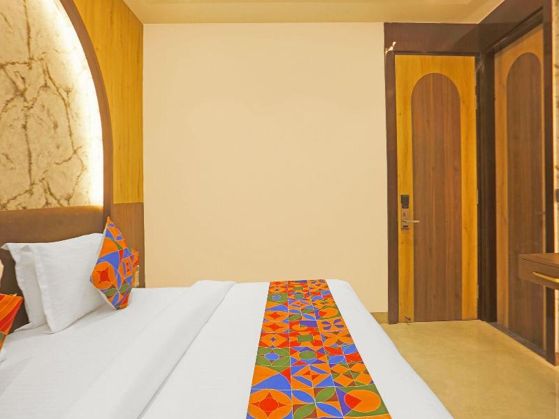 Fabhotel Mishika Inn image