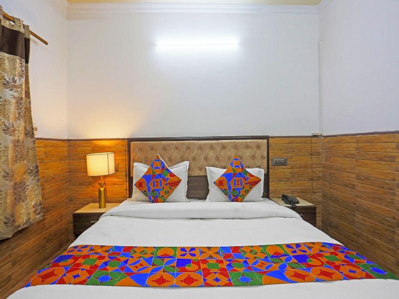 Fabhotel Vasant Villa image