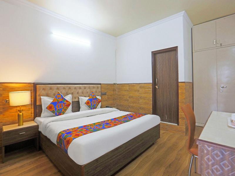 Fabhotel Vasant Villa image