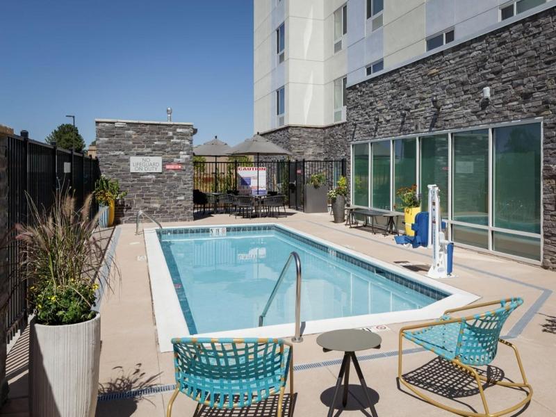 Towneplace Suites By Marriott Tracy image