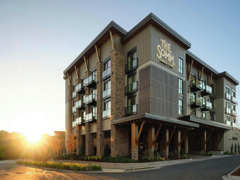 The Somm Hotel & Spa, Autograph Collection