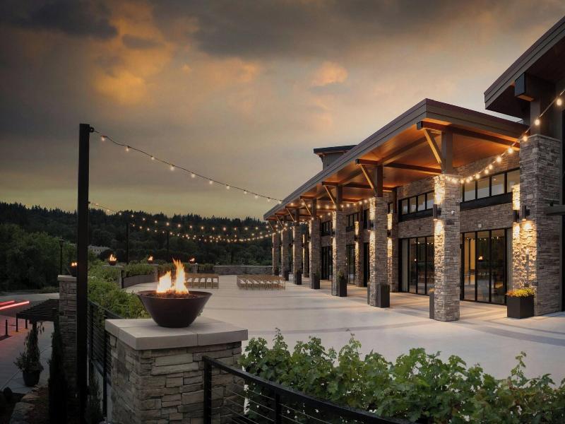 The Somm Hotel & Spa, Autograph Collection