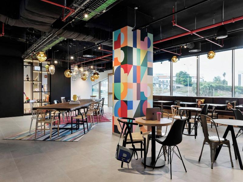 Moxy Alfragide Lisboa image