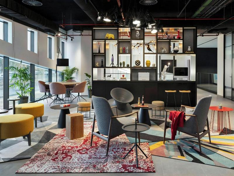 Moxy Alfragide Lisboa image