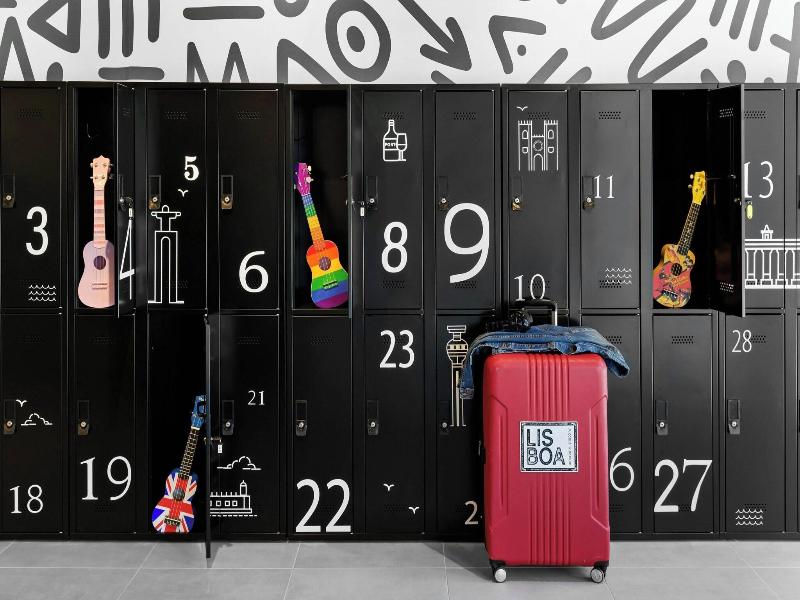 Moxy Alfragide Lisboa image