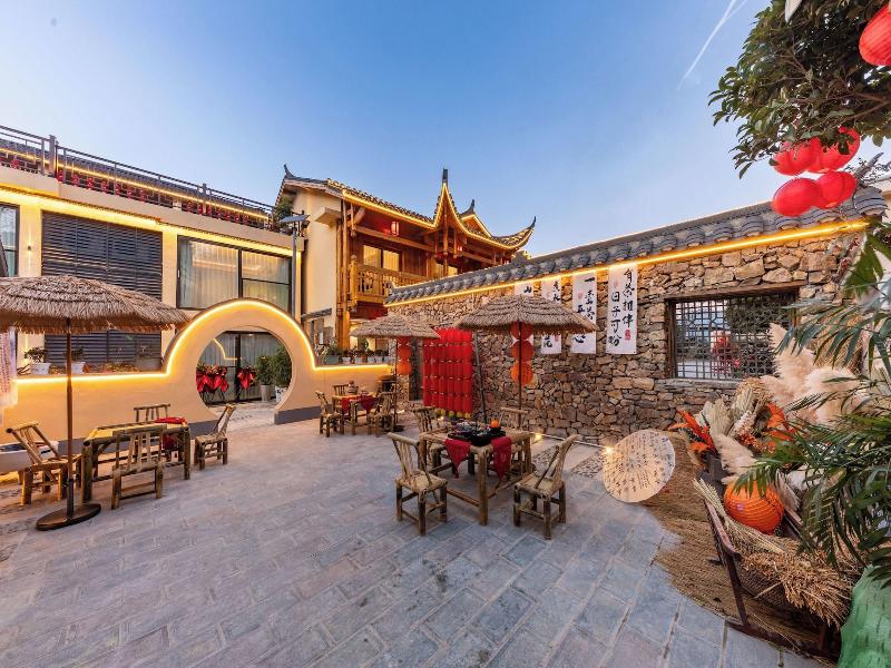 Zhangjiajie Valley Love Holiday Hotel — general view