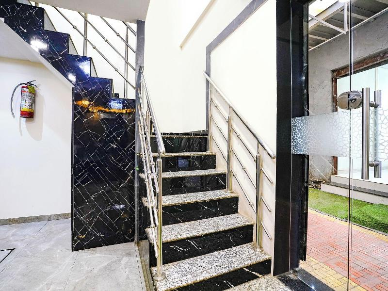 Fabhotel Bkc Annex image
