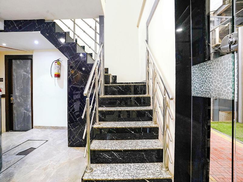 Fabhotel Bkc Annex image