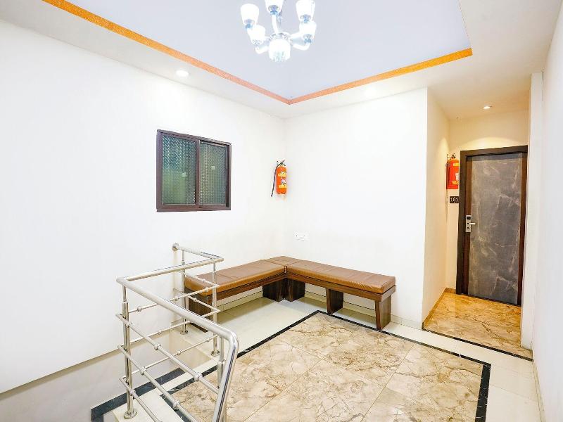 Fabhotel Bkc Annex image