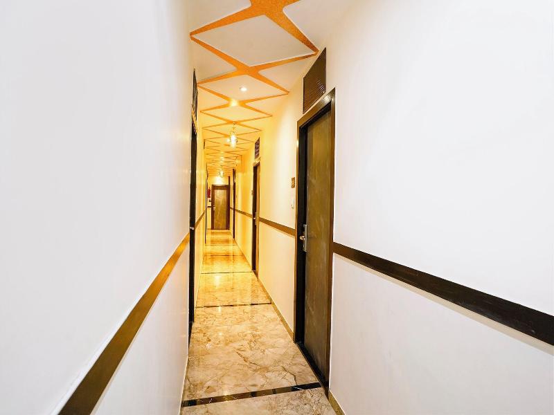 Fabhotel Bkc Annex image