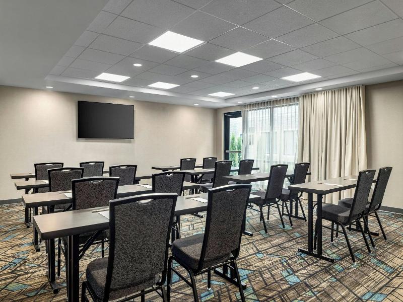 Residence Inn By Marriott Richmond Airport