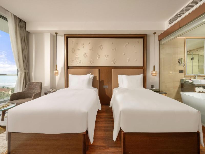 Koi Resort & Residence Da Nang - Inclusive Spa A image