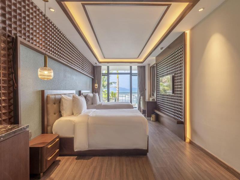 Koi Resort & Residence Da Nang - Inclusive Spa A image