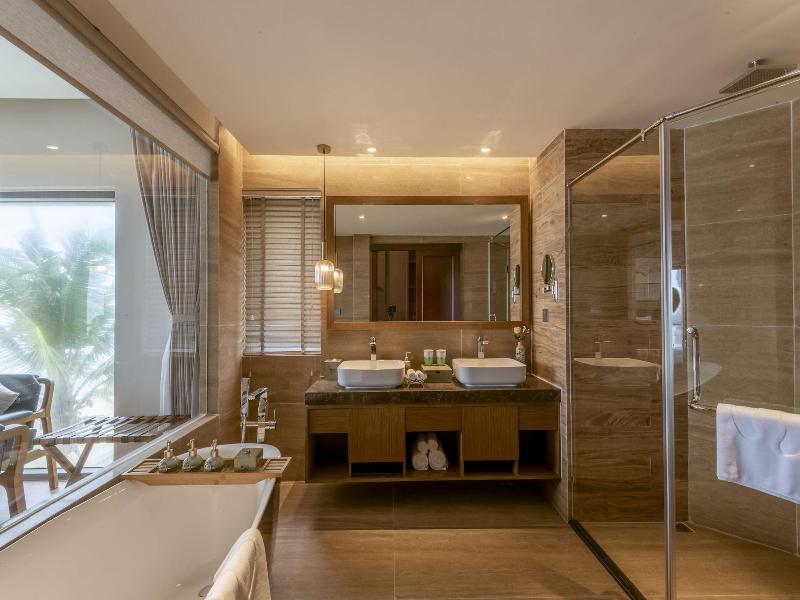 Koi Resort & Residence Da Nang - Inclusive Spa A image