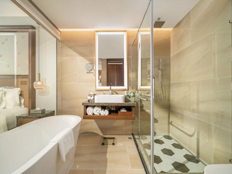 Koi Resort & Residence Da Nang - Inclusive Spa A image
