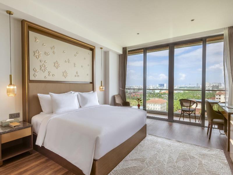Koi Resort & Residence Da Nang - Inclusive Spa A image