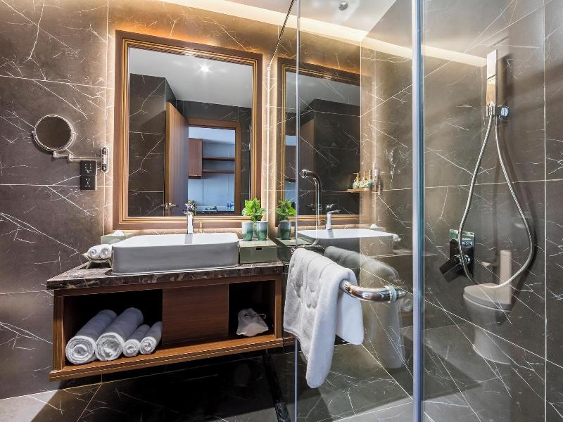 Koi Resort & Residence Da Nang - Inclusive Spa A image