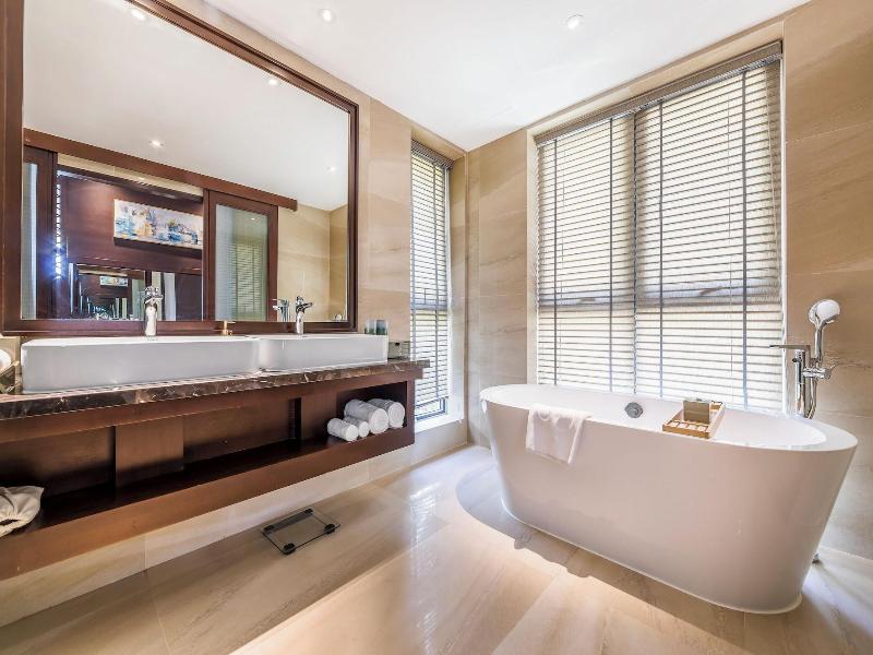 Koi Resort & Residence Da Nang - Inclusive Spa A image