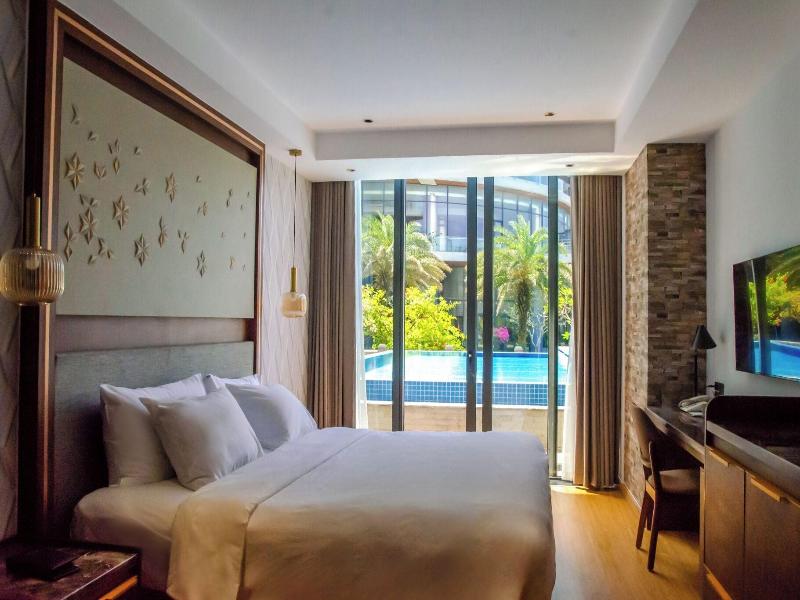 Koi Resort & Residence Da Nang - Inclusive Spa A image