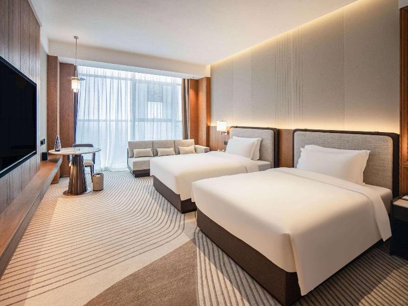 Howard Johnson By Wyndham Jufu Plaza Jinxi image 10