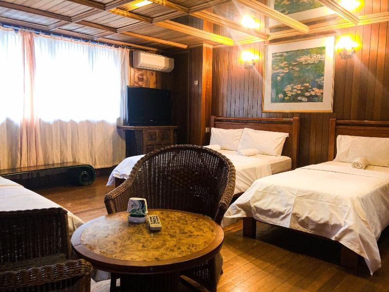 Hotel O I.villa Inn image