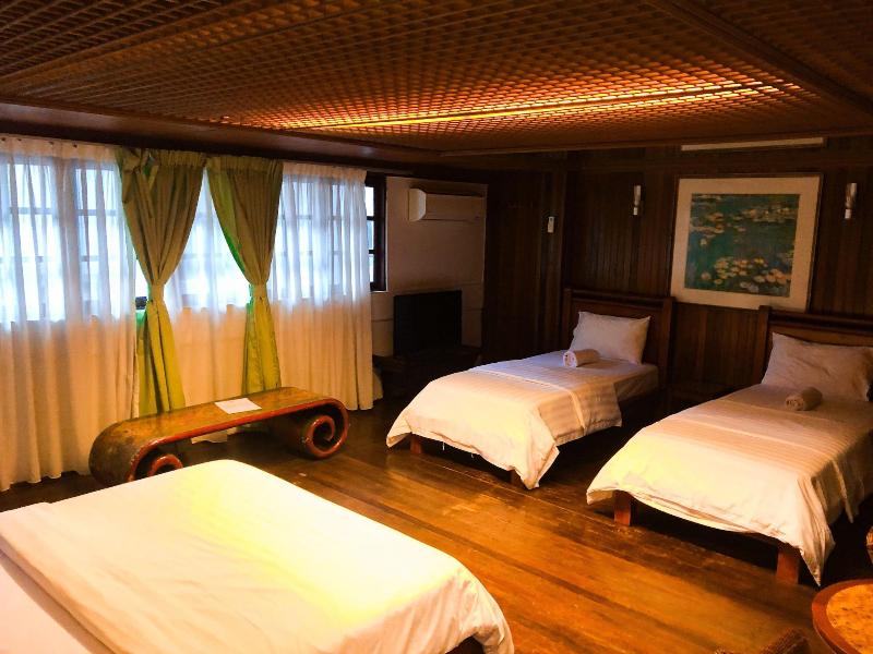 Hotel O I.villa Inn image
