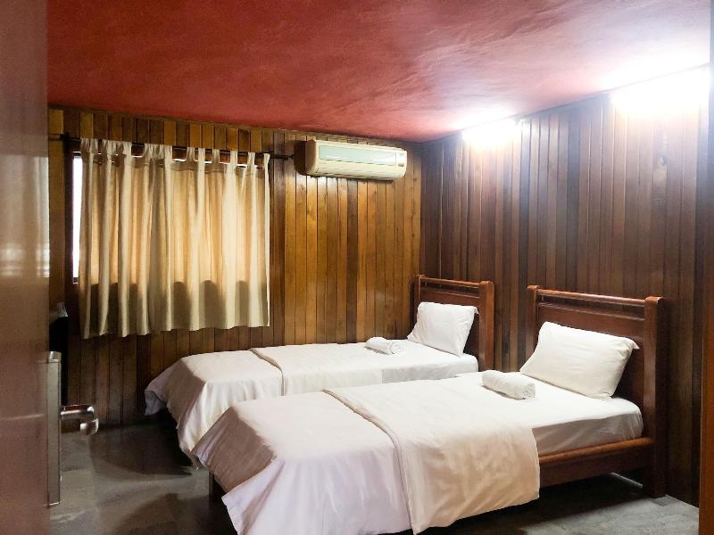 Hotel O I.villa Inn image