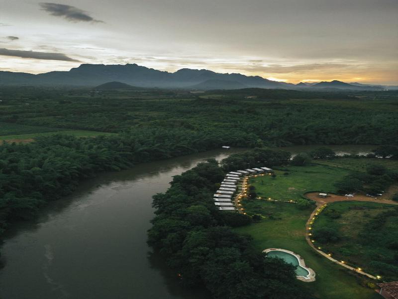 Chong Khaep Aingkwai Resort image