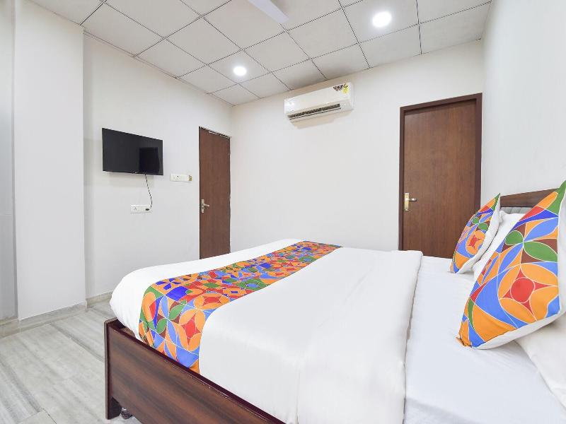 Fabhotel Connect image