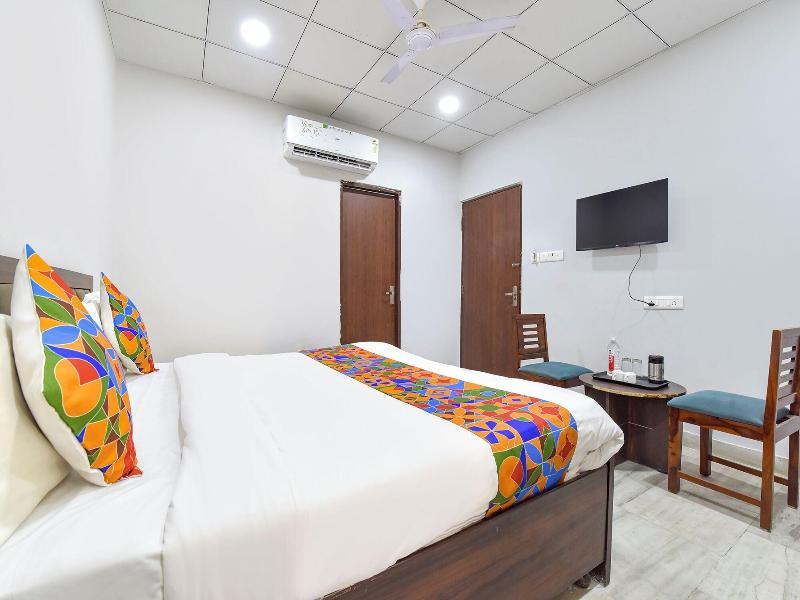 Fabhotel Connect image