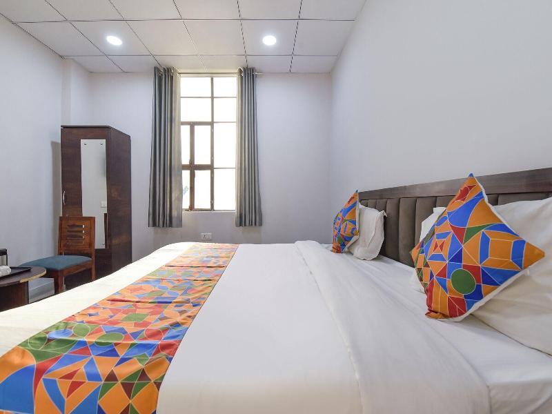 Fabhotel Connect image