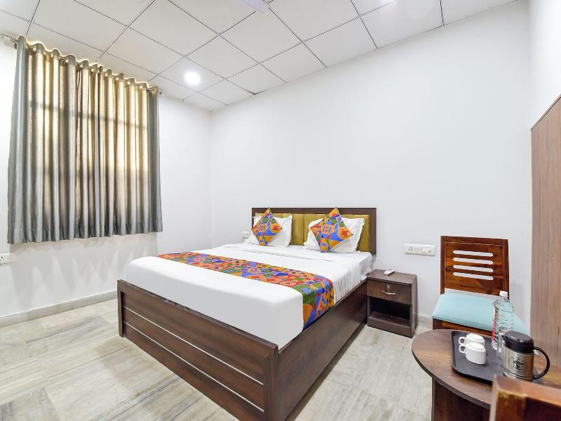 Fabhotel Connect image
