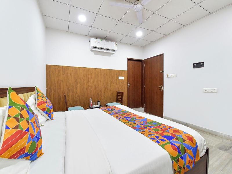 Fabhotel Connect image