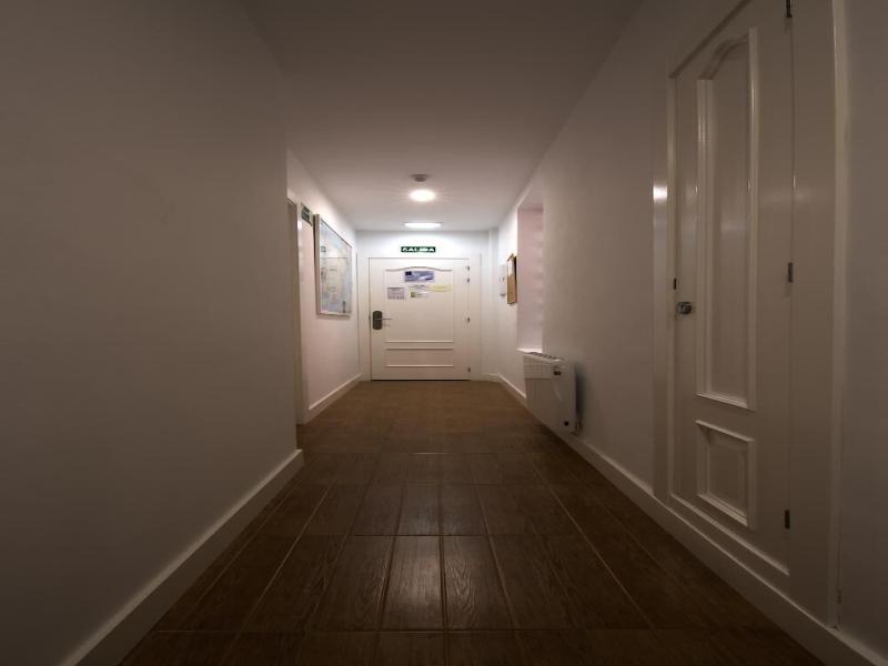 Hostal Misericordia image