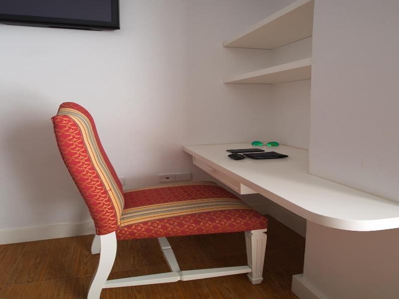 Hostal Misericordia image