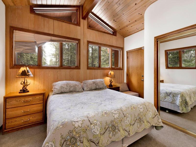 Bear Lake Lodge #2547 image