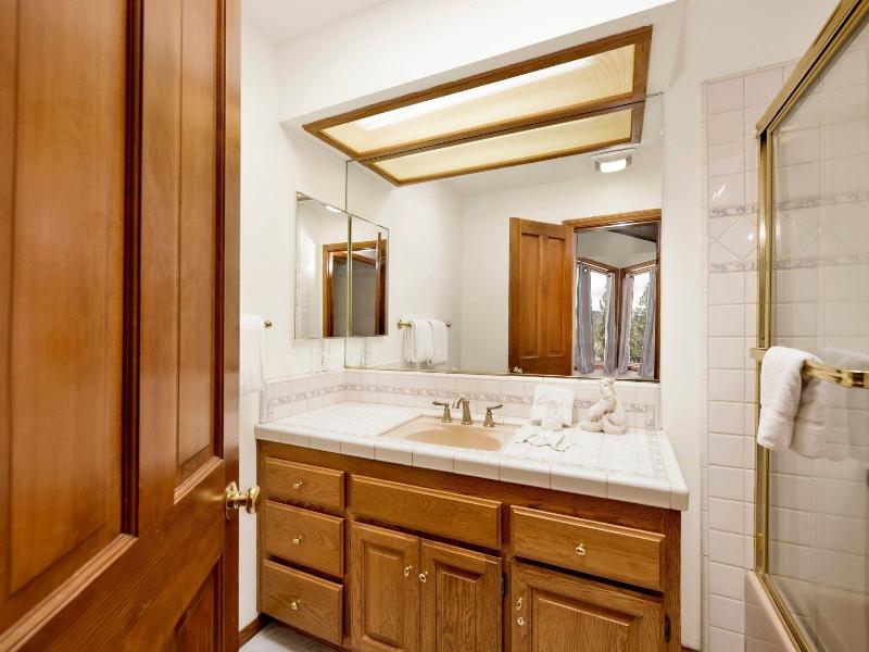Bear Lake Lodge #2547 image