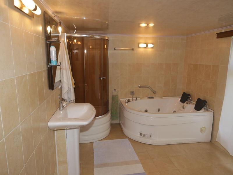 Guest House Caucasus image