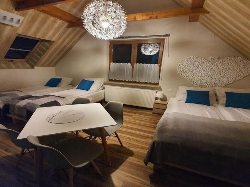Pokoje Goå›cinne Kacper Blisko Gondoli image