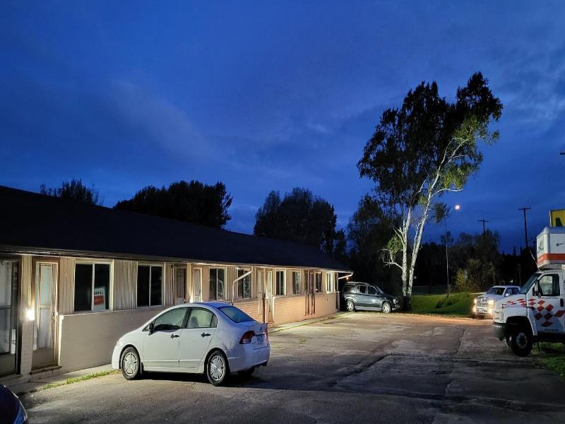 Happyland Inn image