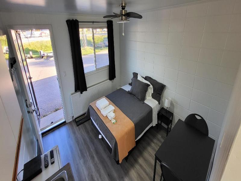 Happyland Inn image