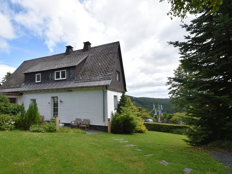Spacious Cottage In Neuastenberg Sauerland Near  image