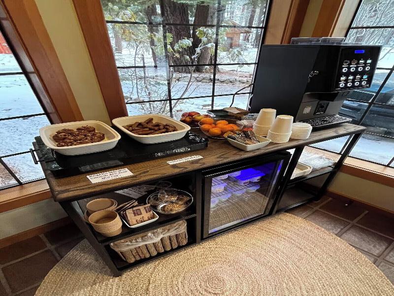 Donner Lake Inn image