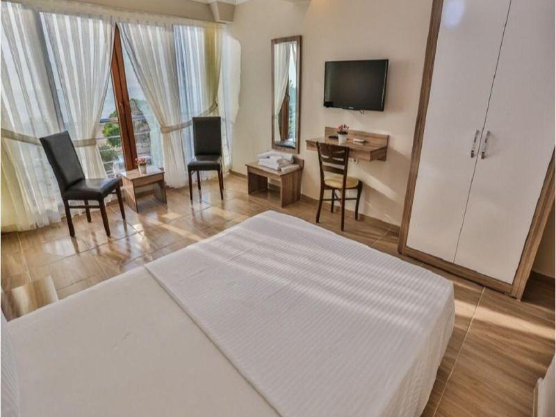 Alihan Hotel 4